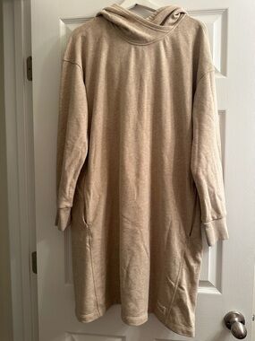 Duluth Trading Co Beige Long Sleeve Hoodie Dress